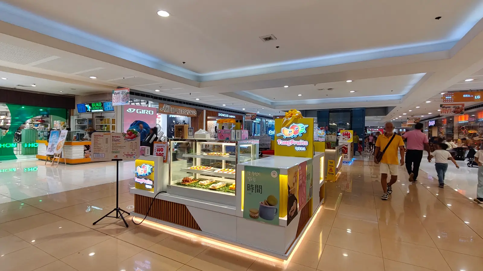 TANGFRUITS in SM Megamall